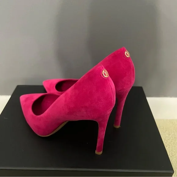 Louis Vuitton Heels 100% Authentic - Picture 1 of 8